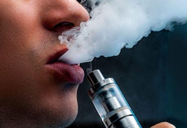 Imagem da noticia Receita faz operação contra venda ilegal de cigarros eletrônicos em comércios de São Paulo