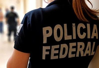 Força Aérea e PF apreendem mais de 1 tonelada de cocaína em aeronave no Mato Grosso Força Aérea e PF apreendem mais de 1 tonelada de cocaína em aeronave no Mato Grosso