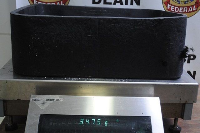 Imagem da noticia Passageiros tentando embarcar com cocaína para a França são flagrados por oficiais da FAB e presos pela PF em SP