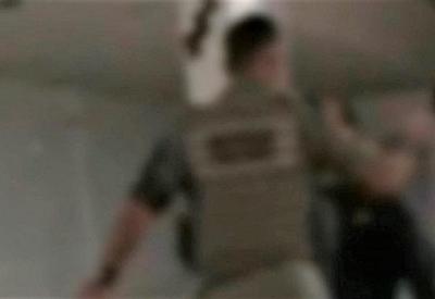RS: policial militar é flagrado dando tapa no rosto de mulher RS: policial militar é flagrado dando tapa no rosto de mulher