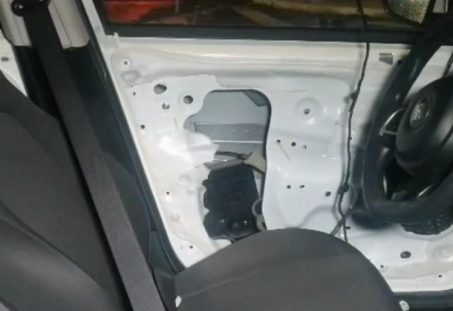 Imagem da noticia SP: bandidos furtam 30 carros de dentro de locadora em aeroporto