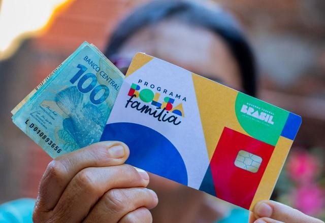 Imagem da noticia Pagamentos do Bolsa Família de janeiro começam na próxima semana; confira datas