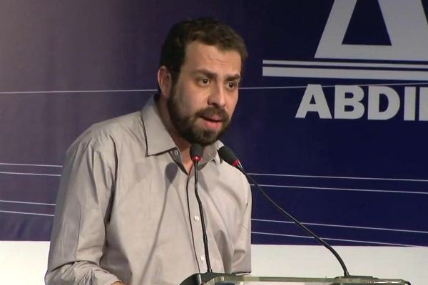 Imagem da noticia Presidenciáveis participam de fórum organizado pela indústria de base