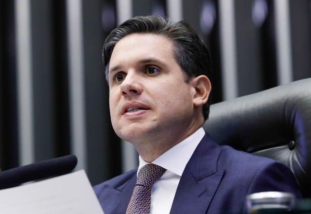 Imagem da noticia Hugo Motta vai pautar PL da Dosimetria nesta terça-feira (9)