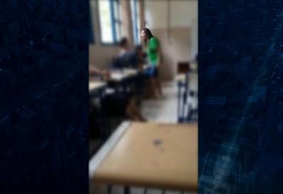 Professora humilha aluno no RS: 'Minha casa tem seis banheiros. E a tua?' Professora humilha aluno no RS: 'Minha casa tem seis banheiros. E a tua?'