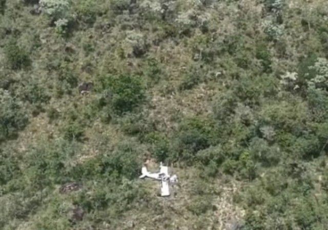 Imagem da noticia Oloco - Três pessoas morrem após queda de avião no oeste da Bahia