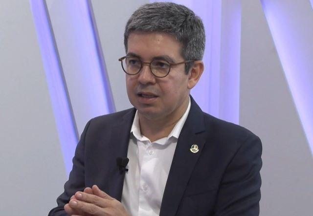 Randolfe afirma que é preciso punir responsáveis pelo 8 de janeiro, "tenham eles farda ou não" Randolfe afirma que é preciso punir responsáveis pelo 8 de janeiro, "tenham eles farda ou não"