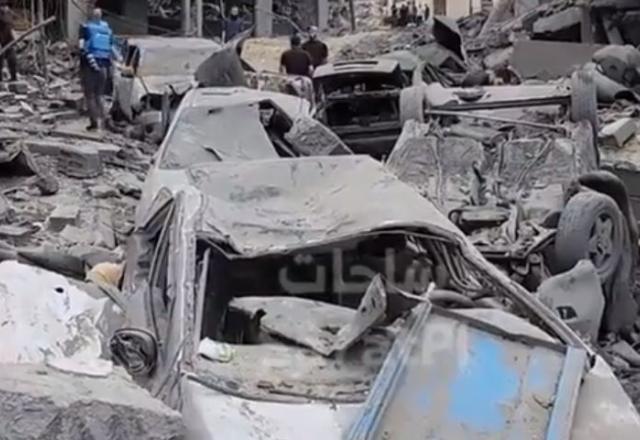 Brasileiros em Gaza compram suprimentos com dinheiro enviado pelo governo federal Brasileiros em Gaza compram suprimentos com dinheiro enviado pelo governo federal