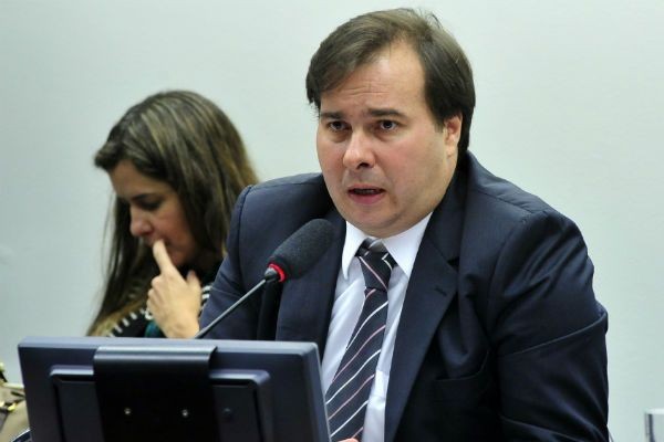 Imagem da noticia Rodrigo Maia é reeleito presidente da Câmara