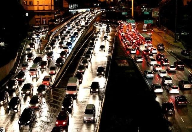 Imagem da noticia São Paulo: óbitos no trânsito são 6,7% maiores entre Natal e Ano Novo