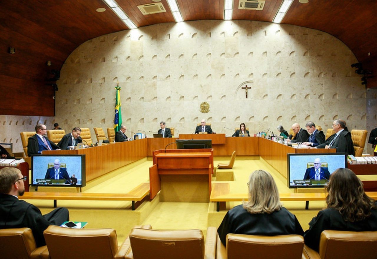 Imagem da noticia STF derruba liminar de Barroso que autorizava enfermeiros a realizar abortos legais