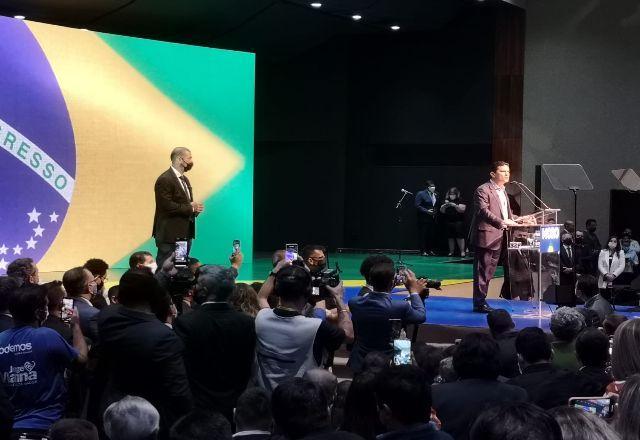 "Precisava do apoio do governo e esse apoio foi negado", diz Moro "Precisava do apoio do governo e esse apoio foi negado", diz Moro
