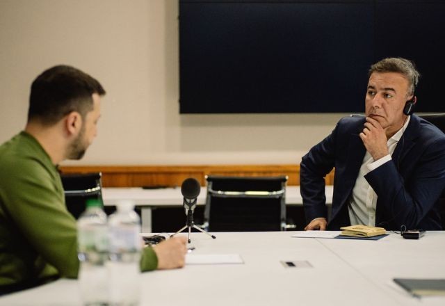 Imagem da noticia Sérgio Utsch entrevista o presidente da Ucrânia; veja bastidores da conversa