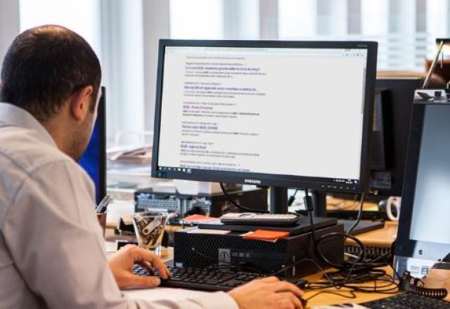 Imagem da noticia Setor de serviços cresce 2,4% de outubro para novembro de 2021