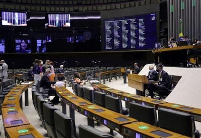 Câmara aprova novas regras sobre trabalho de gestantes durante pandemia Câmara aprova novas regras sobre trabalho de gestantes durante pandemia