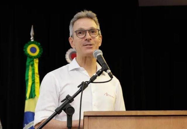 Imagem da noticia Governador de MG sanciona lei que reajusta próprio salário em quase 300%