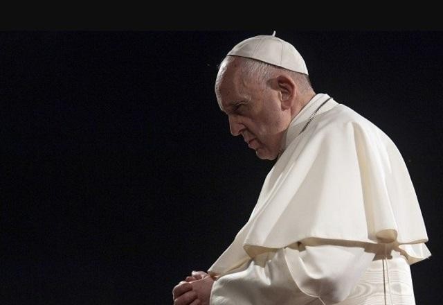 Imagem da noticia Papa Francisco pede "cessar-fogo" na guerra entre Israel e Hamas