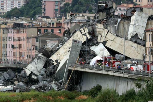 Imagem da noticia Velório coletivo é organizado para 19 vítimas de ponte que caiu na Itália