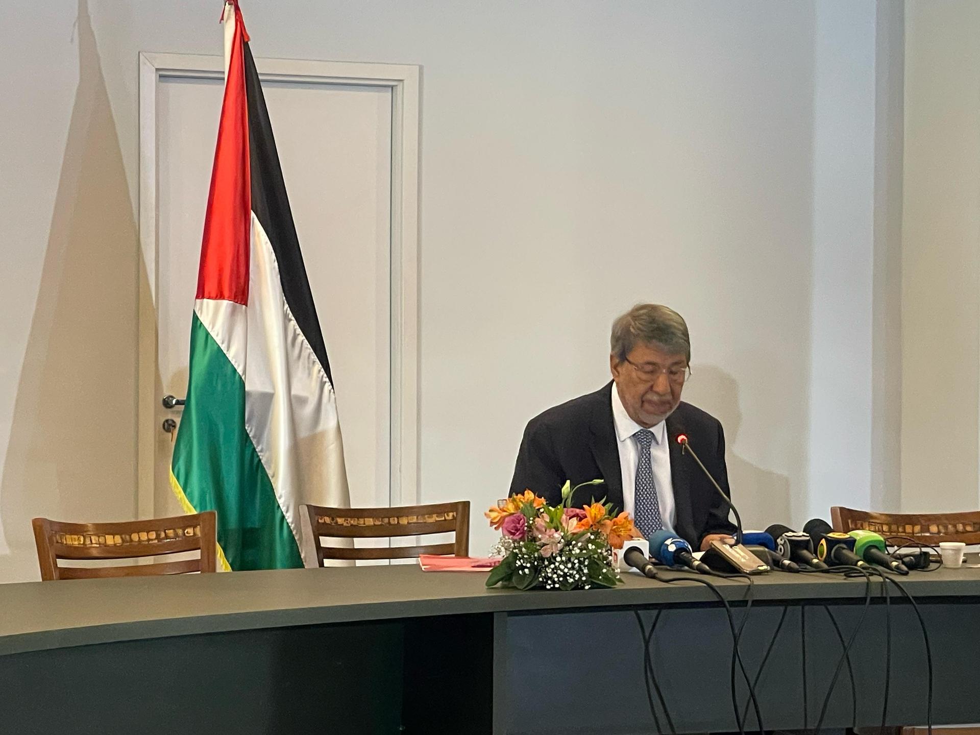 Lula tem "postura excepcional e corajosa", diz embaixador da Palestina no Brasil Lula tem "postura excepcional e corajosa", diz embaixador da Palestina no Brasil