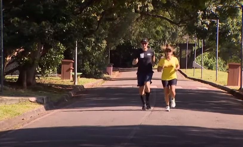 Imagem da noticia Casal de corredores amadores vão viver experiência similar a de profissionais nos Jogos Olímpicos de Paris