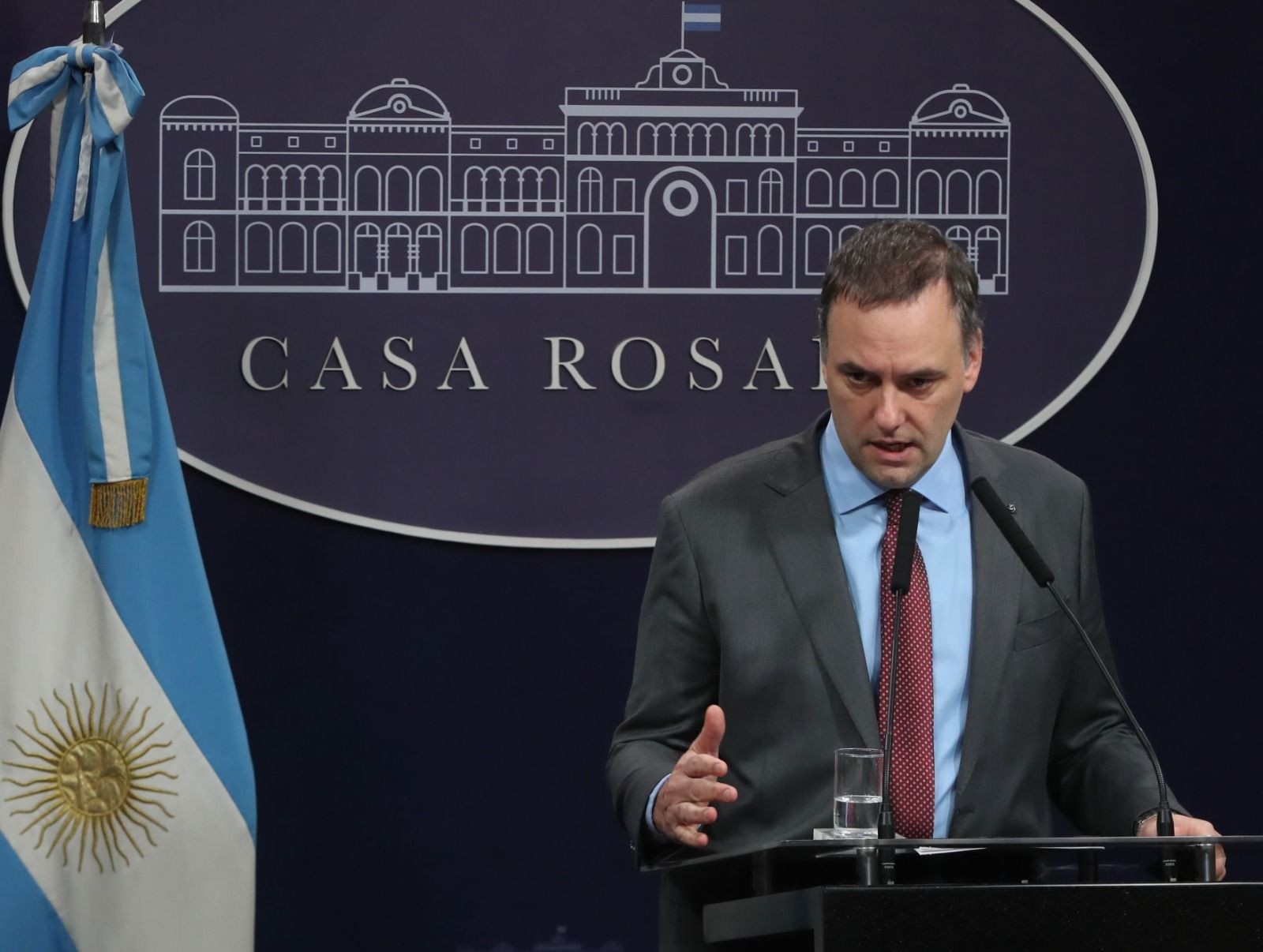 Imagem da noticia Porta-voz de Milei diz que Argentina vai avaliar "caso a caso" foragidos suspeitos de participar do 8 de janeiro