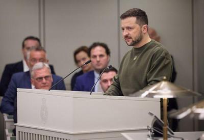 "Quem traz guerra deve ser julgado", diz Zelensky no Tribunal de Haia "Quem traz guerra deve ser julgado", diz Zelensky no Tribunal de Haia