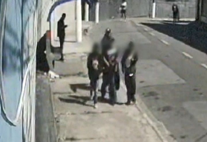 Imagem da noticia Adolescente é assassinado na saída de escola em Suzano (SP)