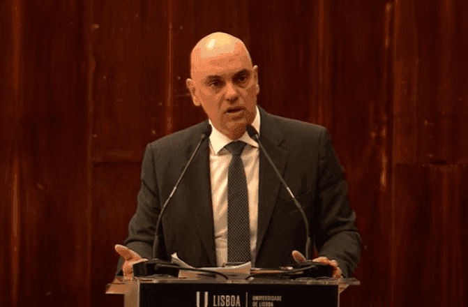 É uma “falácia” dizer que redes sociais não podem ser regulamentadas, diz Moraes É uma “falácia” dizer que redes sociais não podem ser regulamentadas, diz Moraes