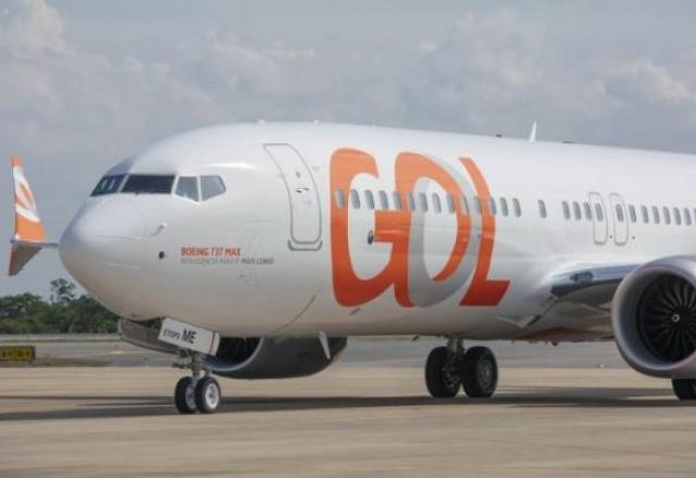 Imagem da noticia Avião com Eduardo Bolsonaro e outros deputados arremete após turbulência