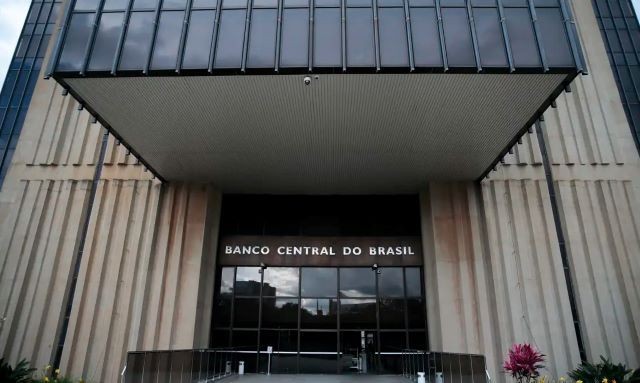 Imagem da noticia Dívida pública bruta do Brasil fica em 78,1% do PIB em setembro, mostra BC