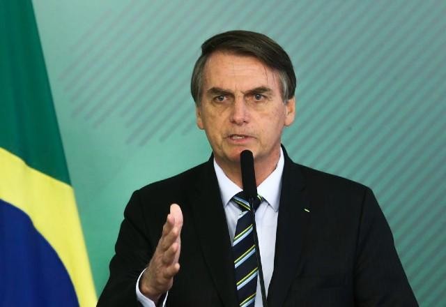 Imagem da noticia Bolsonaro diz que Congresso pode aprovar excludente de ilicitude para policiais