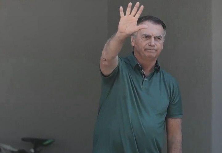 Especialistas analisam condenação de Bolsonaro a 27 anos: julgamento no STF divide opiniões Especialistas analisam condenação de Bolsonaro a 27 anos: julgamento no STF divide opiniões