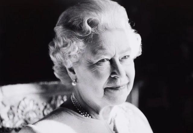 Família real anuncia fim do período de luto pela morte de Elizabeth II Família real anuncia fim do período de luto pela morte de Elizabeth II