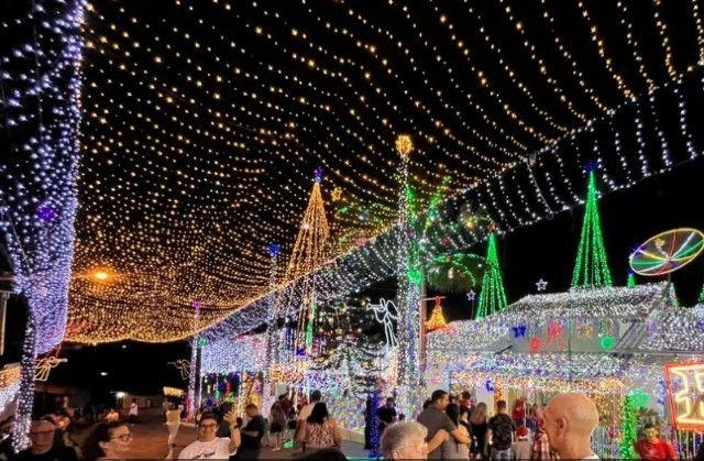 Casa mais iluminada do Brasil está pronta para o Natal Casa mais iluminada do Brasil está pronta para o Natal