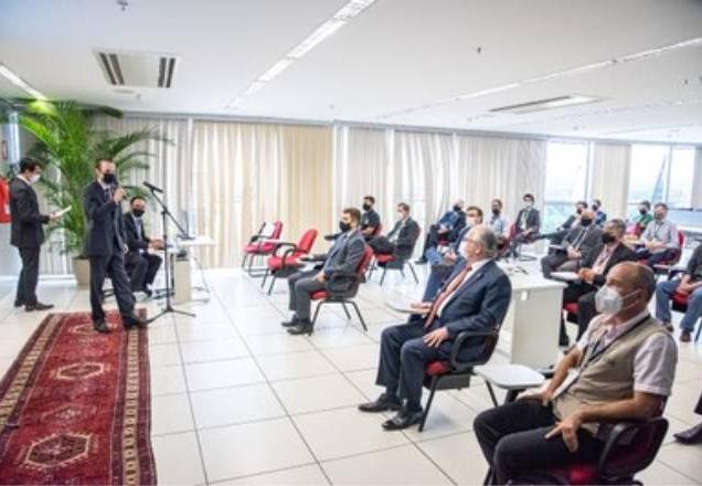 Resultado das eleições municipais deve sair em 5 horas, diz Fachin Resultado das eleições municipais deve sair em 5 horas, diz Fachin