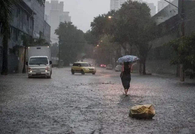 Imagem da noticia La Niña em novembro: mês deve ter chuva intensa, frio fora de época e calor no Nordeste