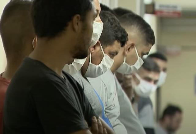 Imagem da noticia Criminosos são presos em operação contra venda de peças de motos roubadas