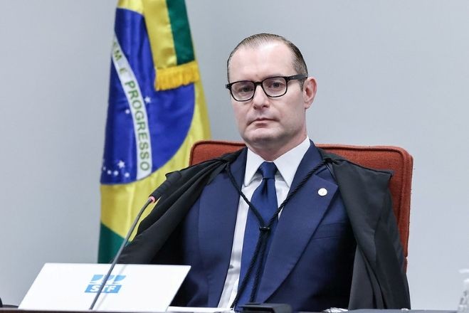 Imagem da noticia Zanin afirma que houve organização criminosa para manter Bolsonaro no poder