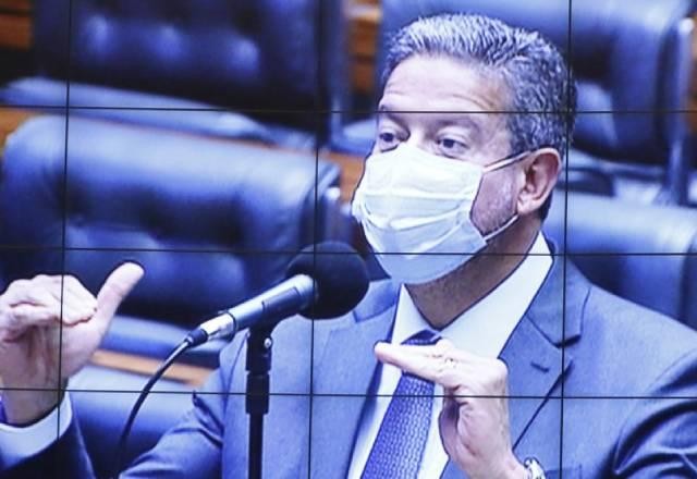 Imagem da noticia Presidente da Câmara volta atrás e diz que governo não planeja racionamento