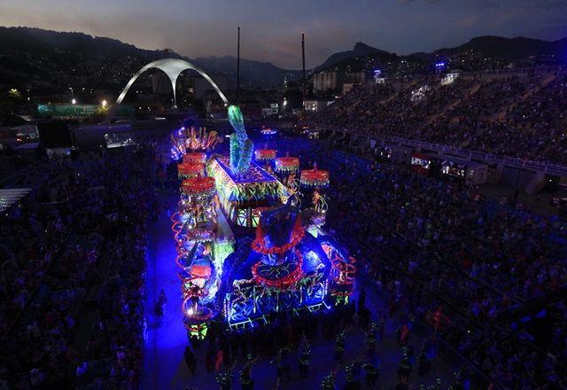 Com três dias de festa, ordem de desfile do carnaval 2025 do Rio é definida Com três dias de festa, ordem de desfile do carnaval 2025 do Rio é definida