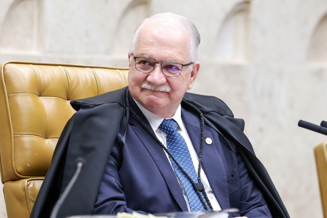 Moraes deixa com Fachin decisão sobre Dark Horse Moraes deixa com Fachin decisão sobre Dark Horse