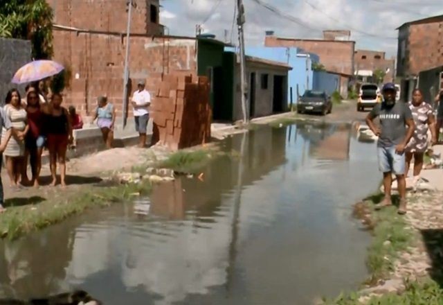 Imagem da noticia Rua alagada há 6 meses deixa moradores doentes na região metropolitana do Recife