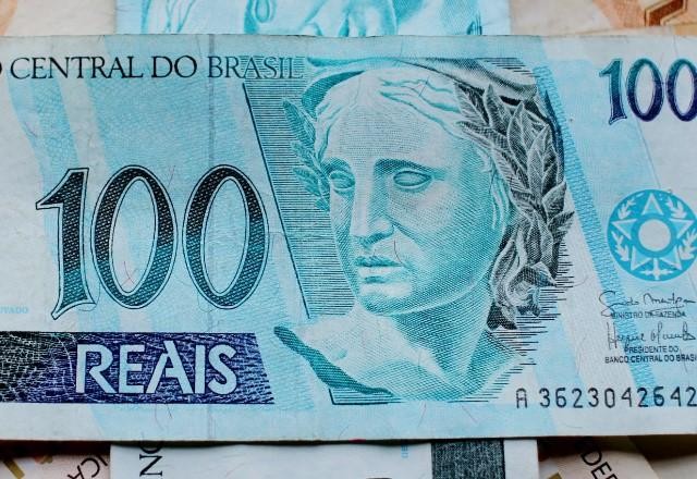 Imagem da noticia Mais de 37 milhões de brasileiros têm dinheiro esquecido nos bancos