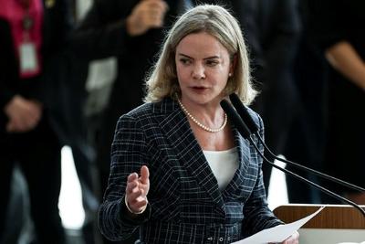 Gleisi diz que governadores de direita querem colocar Brasil “no radar do intervencionismo” dos EUA Gleisi diz que governadores de direita querem colocar Brasil “no radar do intervencionismo” dos EUA