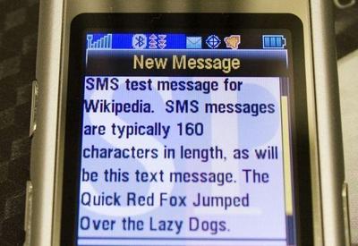 'Merry Christmas': 1º SMS enviado em 1992 foi leiloado por 107 mil euros 'Merry Christmas': 1º SMS enviado em 1992 foi leiloado por 107 mil euros