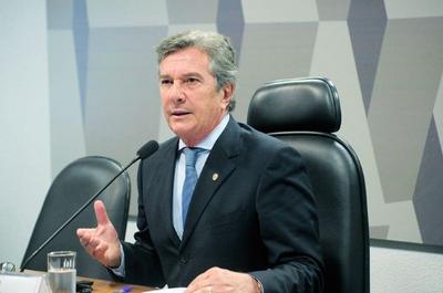 Defesa de Collor classifica tornozeleira desligada como "um incidente involuntário" Defesa de Collor classifica tornozeleira desligada como "um incidente involuntário"