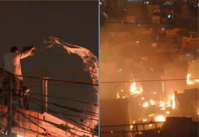 Incêndio destrói centenas de moradias na zona sul de SP   Incêndio destrói centenas de moradias na zona sul de SP