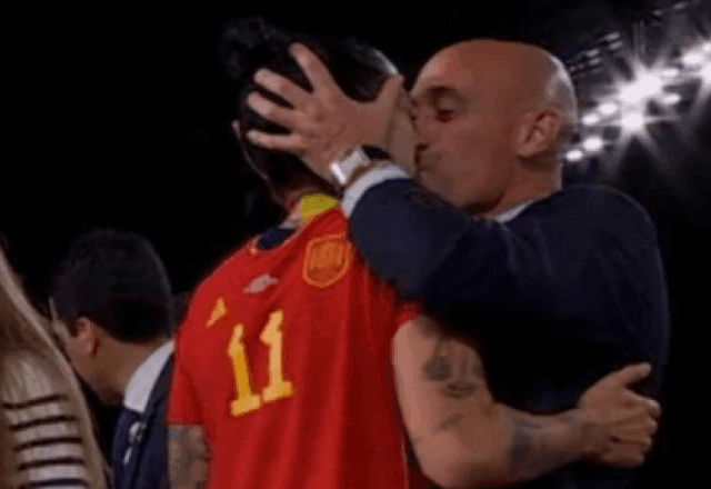 Imagem da noticia Rubiales é condenado por beijo forçado em jogadora espanhola