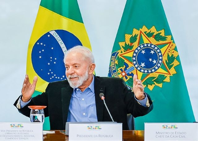 Imagem da noticia Lula sanciona com um veto a lei da saidinha temporária de presos