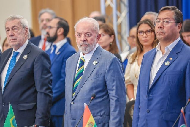 Imagem da noticia Lula propõe envio de moção à ONU pelo “fim do genocídio” na Faixa de Gaza